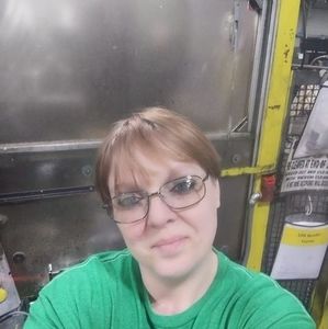 Meet your Posher, Stacie